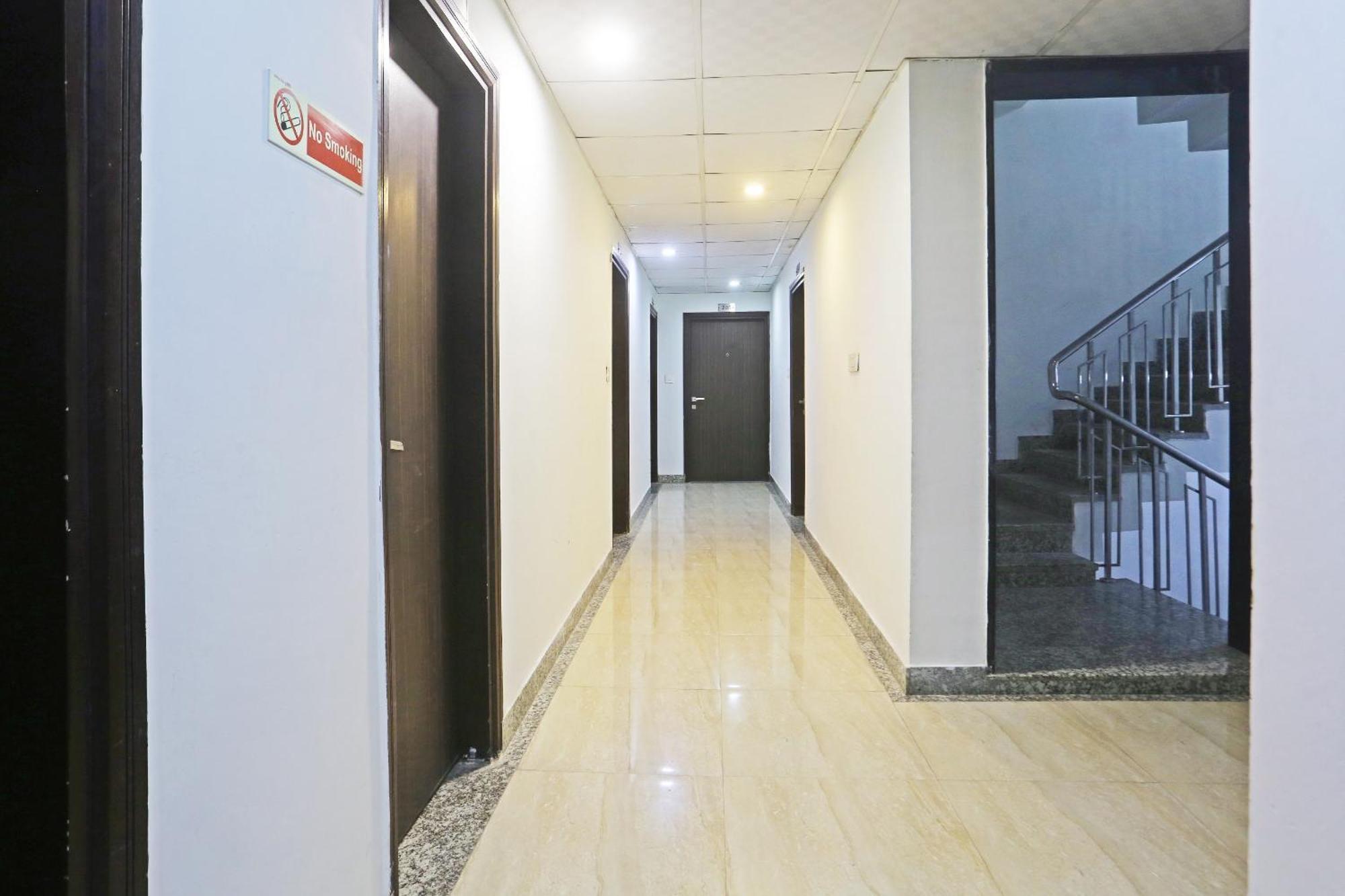 Hotel Aerostar Gold - Opposite Max Healthcare Delhi  Exterior photo